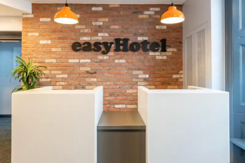 EasyHotel Victoria
