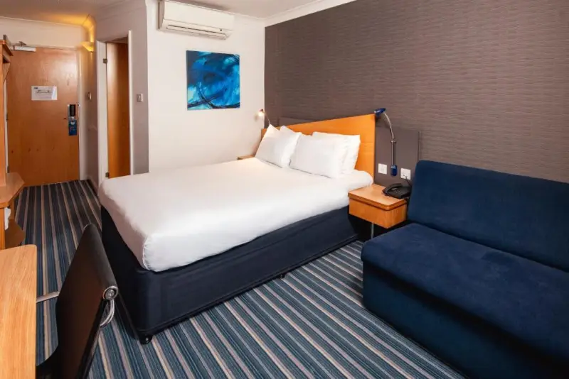 Holiday Inn Express Birmingham Airport NEC by IHG